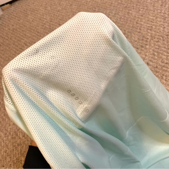 Light Blue Nike Dri-Fit Zip Up Jacket (Large) - Picture 4 of 5